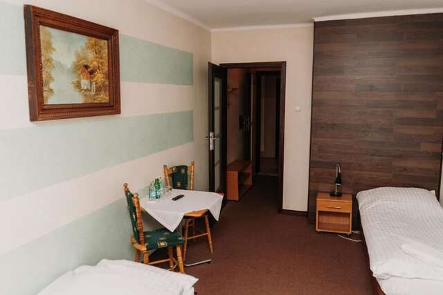 Отель Hotel Kinga Жарки-Летниско-36